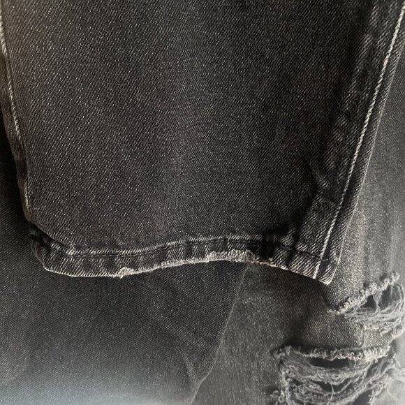 American Eagle Mom Jean High Rise Distressed Ripped Black Denim Ankle 10 R - Picture 3 of 8